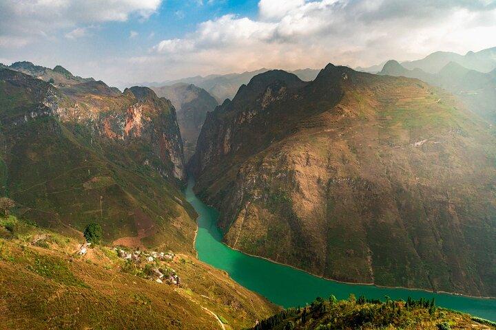 4 Day Loop Tour from Hanoi