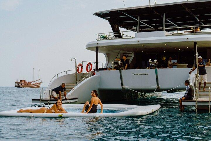 Krabi: 4 Island Luxury Yacht with Snorkelling & Clear Kayaking