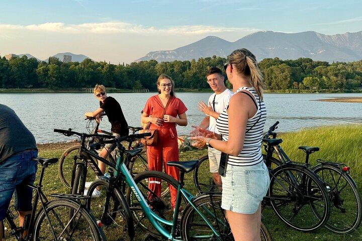 Tirana Mural Bike Tour: Street Art, Culture & Photography Stops