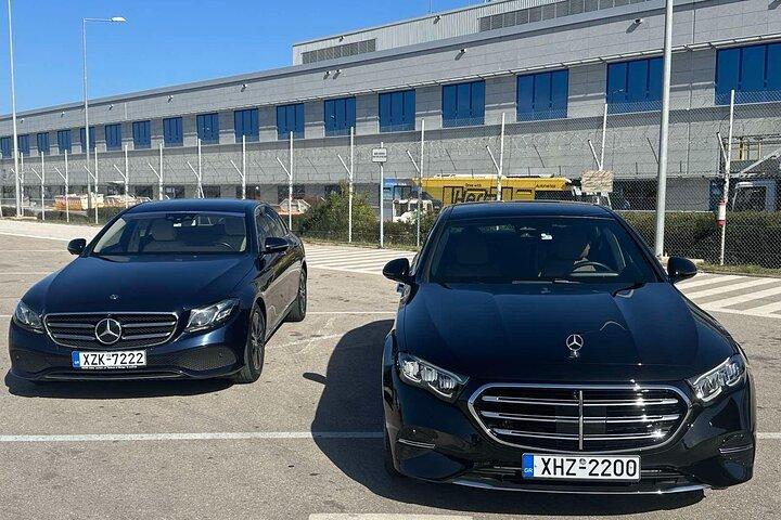 Private Transfer between Athens Airport and Piraeus Port