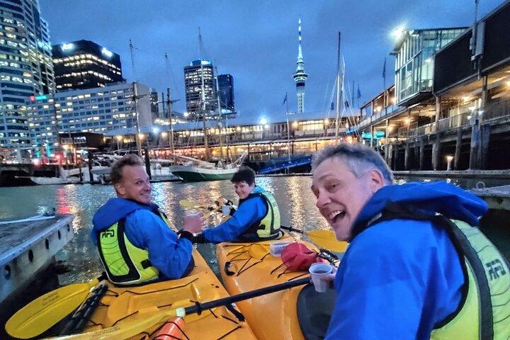 Auckland City Lights Night Kayaking Tour