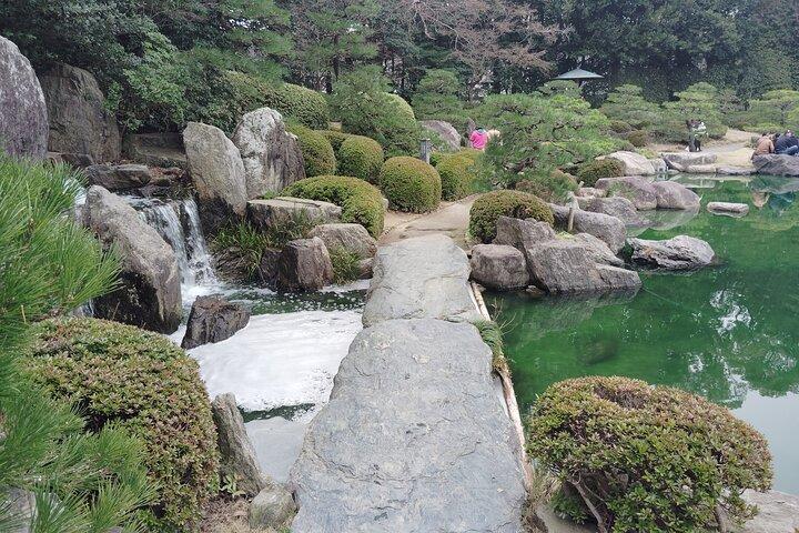 Fukuoka: Fukuoka Castle and Ohori Park Guided Tour