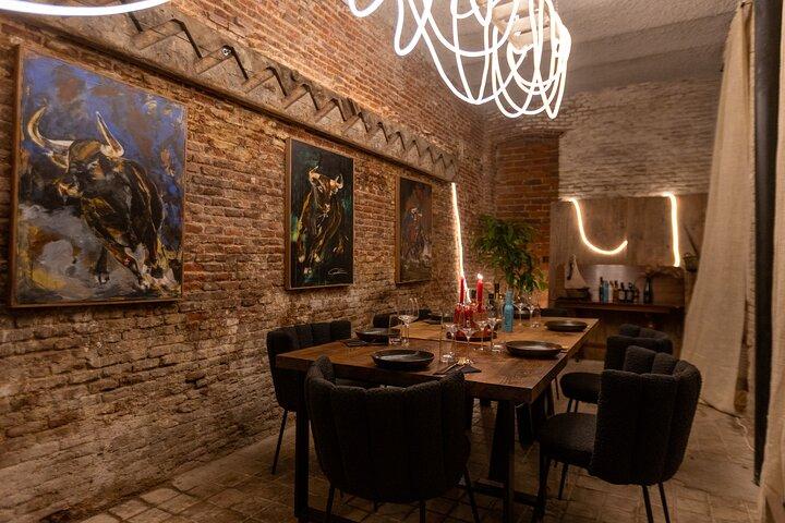 Madrid Local Tapas Tour with Private Dinner and Bottomless Wine