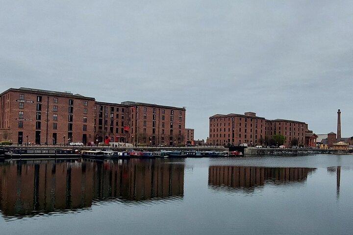 City Highlights Walking Tour of Liverpool