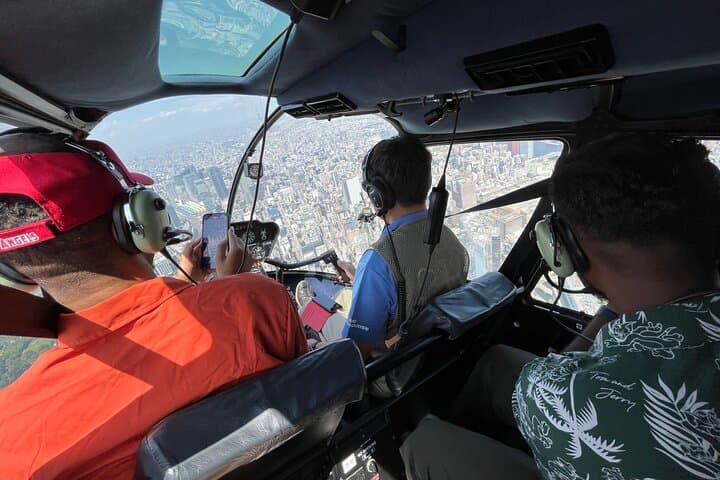 15 Minutes Tokyo Helicopter Tour See the City from Above