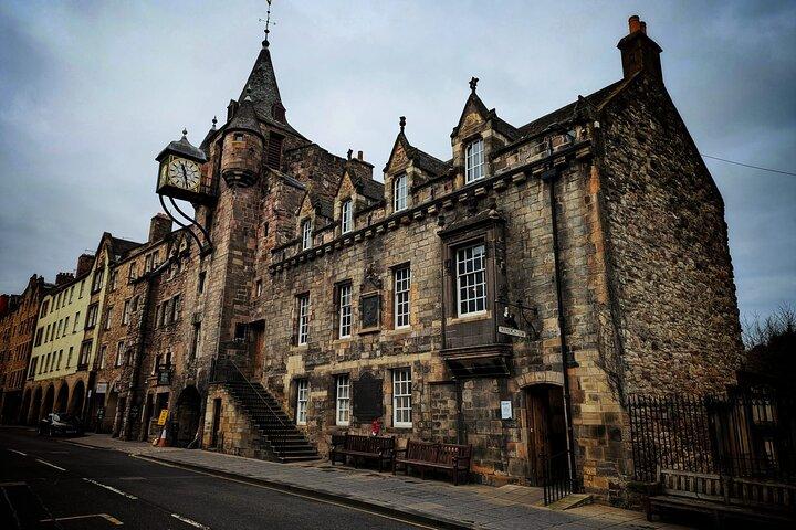 Edinburgh Royal Mile Alleyway Tour