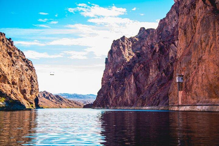 Emerald Cave Kayak Tour with Hoover Dam Views, Lunch and Shuttle