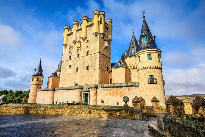 Madrid Private Segovia and La Mancha Windmills Day Trip