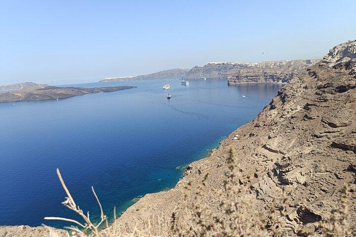 Athinios Port Transfer to Anywhere in Santorini