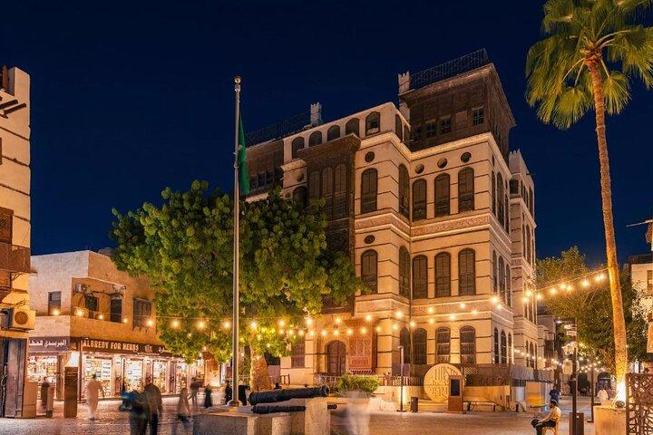 Jeddah: Al-Balad Old Town Historical City Guided Tour