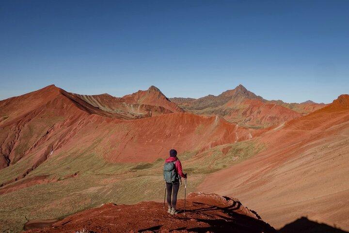 Cusco: Rainbow Mountain & Red Valley Premium Day Trip with Meals