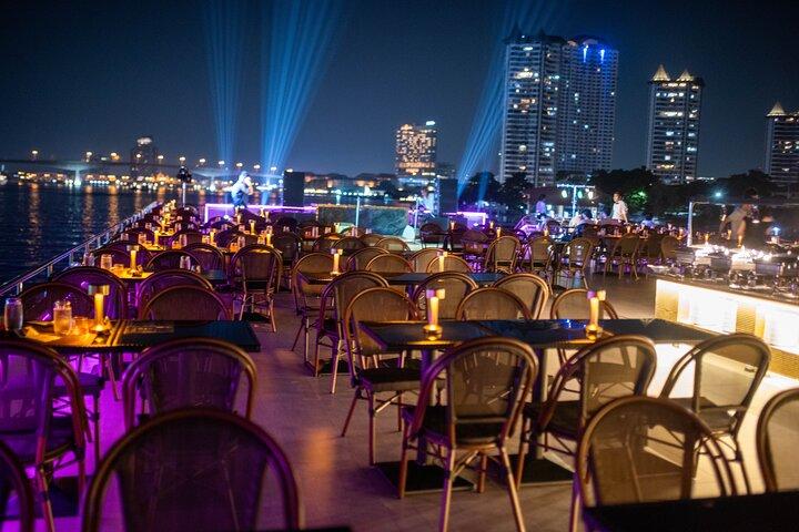 Bangkok Chaophraya Dinner Cruise with Thai Cultural Show
