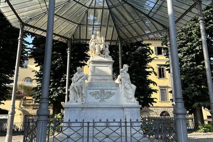 Bridging Florence’s History: Arno River Self-Guided Walking Tour