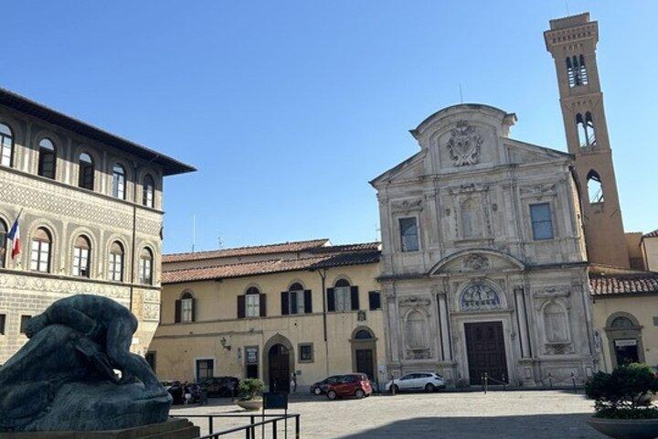 Bridging Florence’s History: Arno River Self-Guided Walking Tour