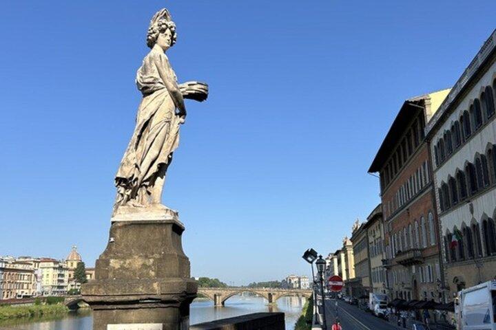 Bridging Florence’s History: Arno River Self-Guided Walking Tour
