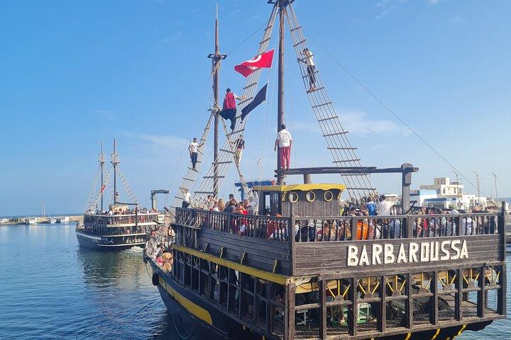 Pirate Ship Cruise to Flamingo Island