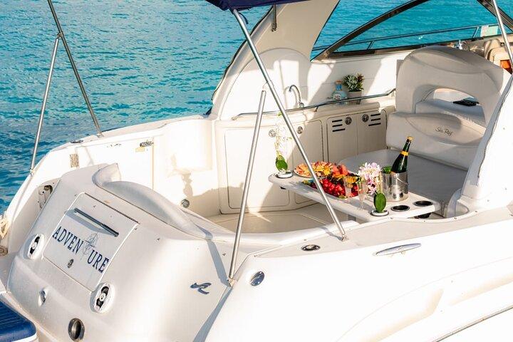 SeaRay 43ft Isla Mujeres, Snorkelling and more!!