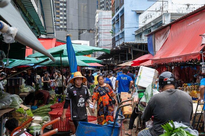 Rickshaw & Hike the Colors of Bangkok jungle