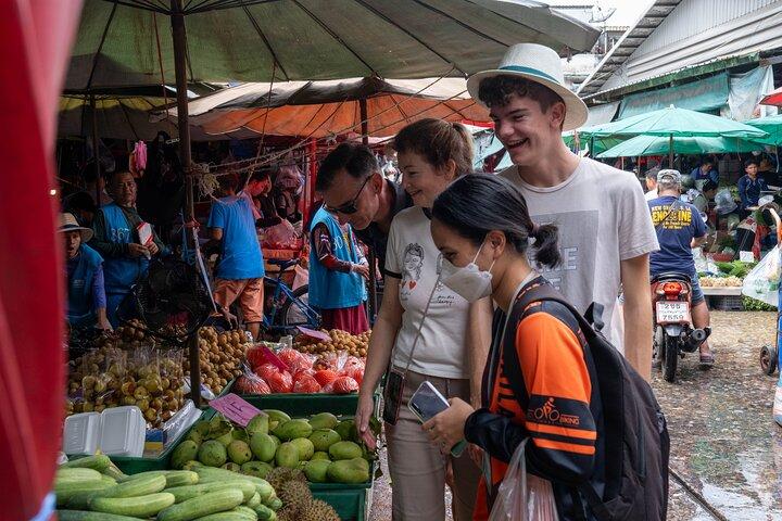 Rickshaw & Hike the Colors of Bangkok jungle