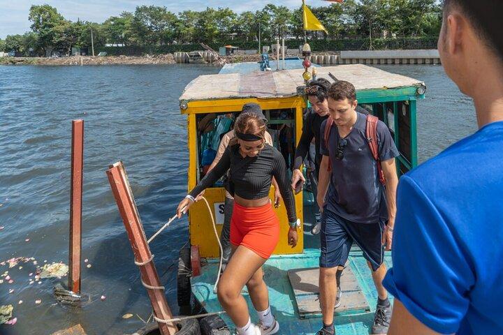 Saigon Bike Tour: Hidden Train Street, Boat & Floating Temple