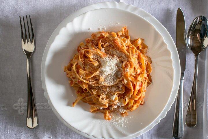 Traditional Cooking Class in Perugia's Scenic Countryside