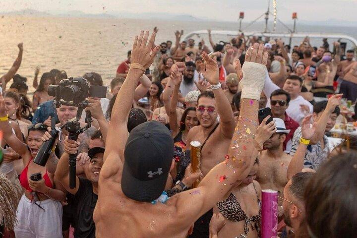 Sailaway Boat Party Phuket