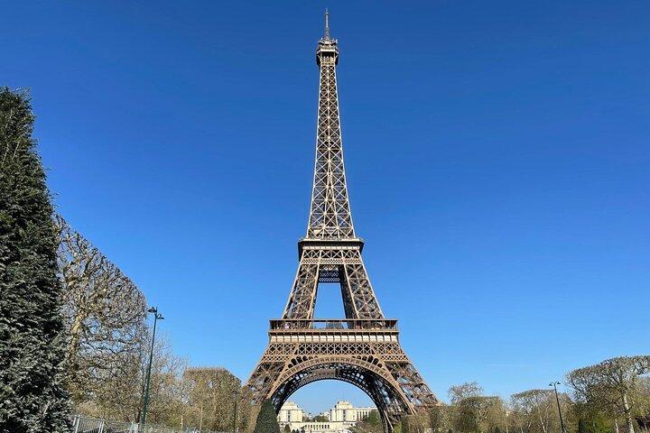 Eiffel Tower with Optional Summit Guided Group Tour