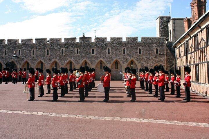 Windsor Castle and Southampton Cruise Port Transfer from London