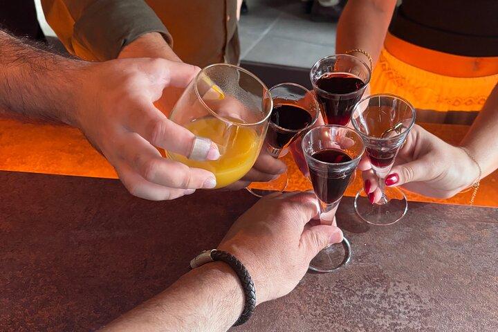 Lisbon: Authentic Live Fado Show in Alfama With Port Wine