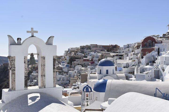 Santorini Private Tour : Blue Domes, Caldera Views & Oia