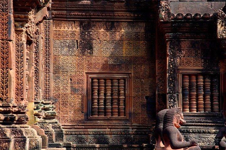 1 Day Angkor Wat with Small Tour, Pre Rup and Banteay Srei tour