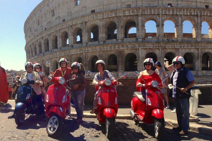 Rome on Wheels: Experience the City with a Vespa Tour