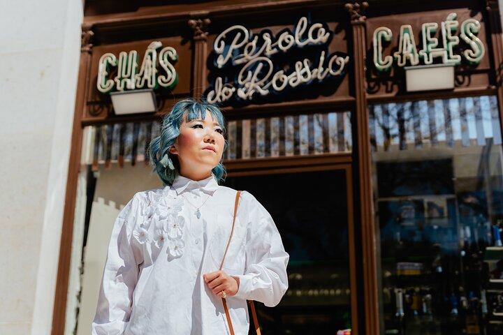 Lisbon Cinematic Photoshoot with Top-Rated Photographer