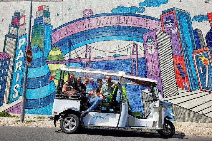Lisbon Tuk Adventure: Secret Views, Hidden Streets Local Stories