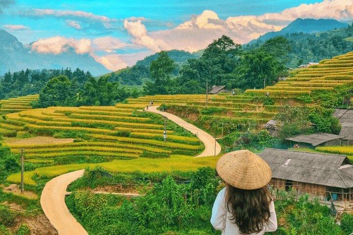 Sapa 2 Days 2 Nights Homestay Motorbike Tour from Hanoi