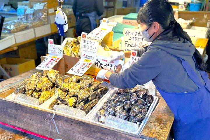 Tokyo Tsukiji Market Tour with Breakfast Tasting – Less Crowded