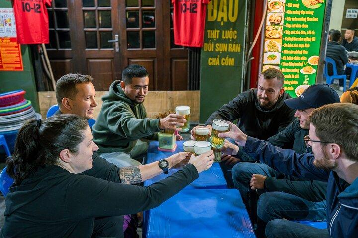 Hanoi's Vibrant Beer Hơi Culture with a Beer Lover
