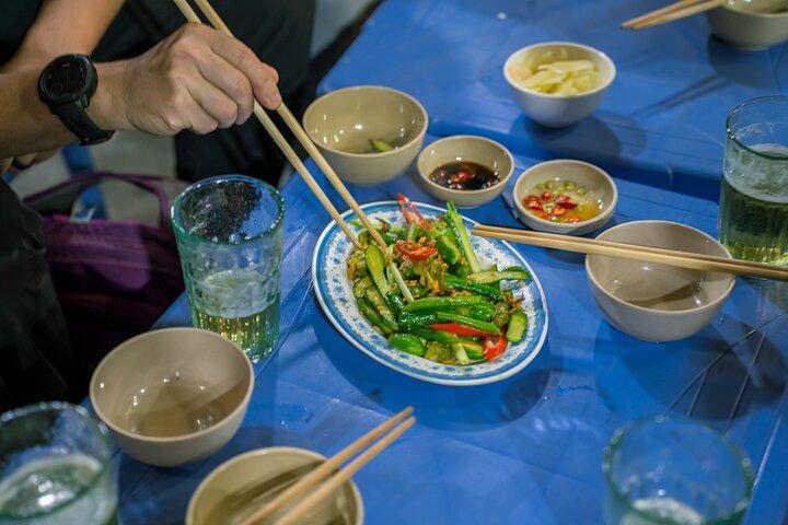 Hanoi's Vibrant Beer Hơi Culture with a Beer Lover