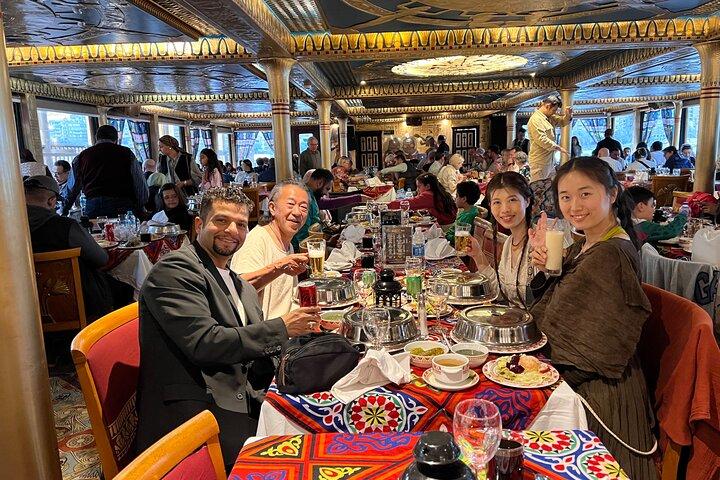 A Luxurious Dinner Cairo Night Nile Cruise