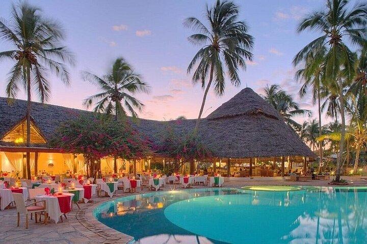 13-Day Best of Kenya Wildlife Safari and Zanzibar Beach Holiday