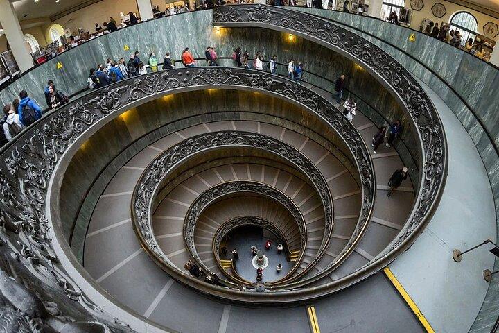 Shared Walking Tour of the Vatican Museums