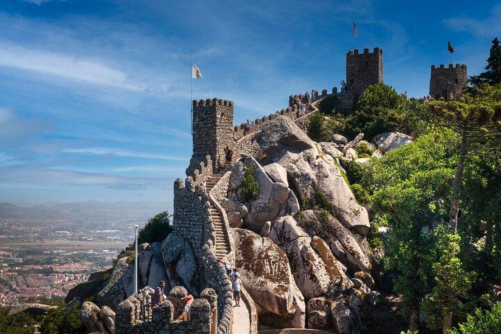 Lisbon: Sintra, Pena Palace, Moorish Castle & Regaleira Tour
