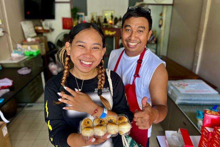 Phuket Old Town Food Tour with Michelin Tastings & 10 Dishes