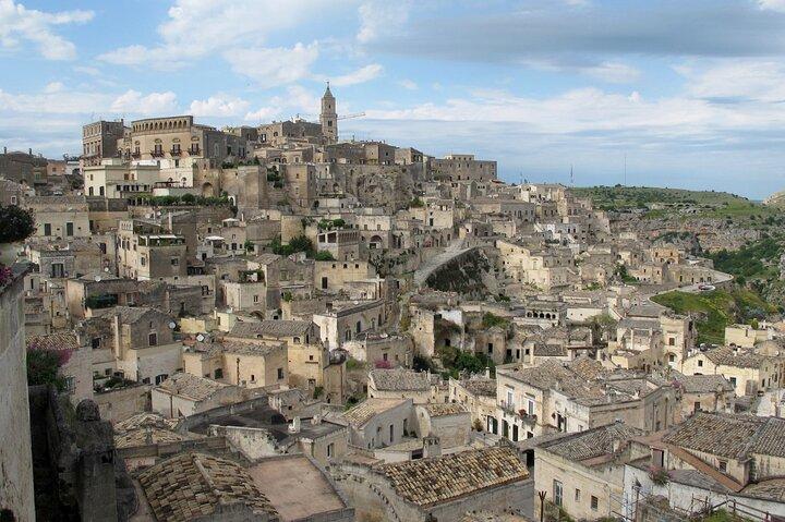 FAST TO MATERA: Guided Tour with bus, from Bari