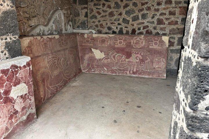 Tour with an expert archaeologist in Teotihuacan