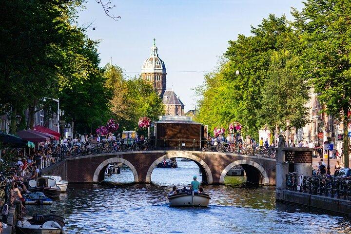 Amsterdam Hidden Gems – Digital Self-Guided Tour on Your Phone