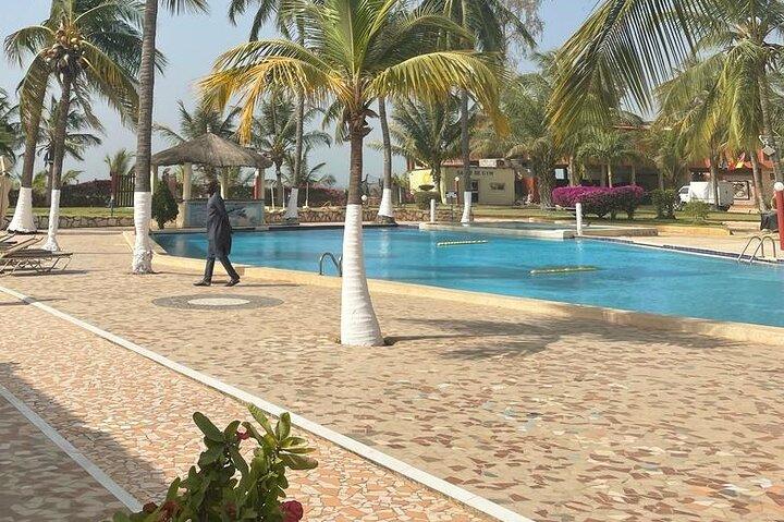 Cultural Excursions ( Goree Island and Lac Rose) with SENEXPAT