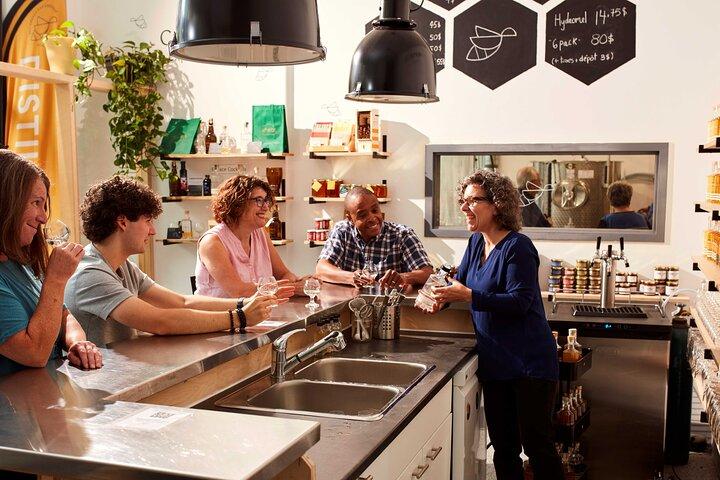 Guided tour « from the bee to the bottle » with tasting - English