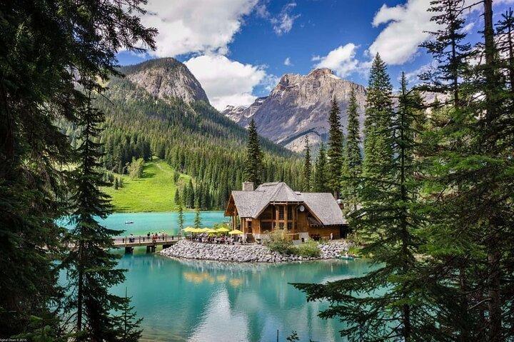 Banff :Lake Louise,Moraine,Emerald, Johnston Canyon & Banff Town