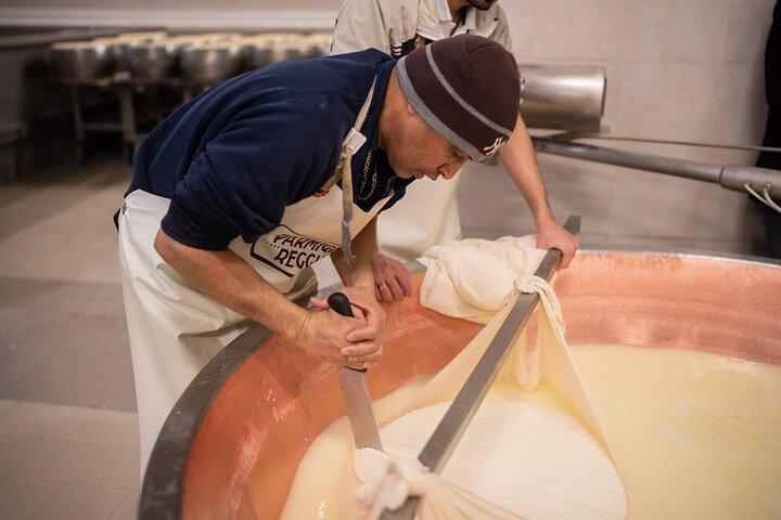 Bologna Food Valley Small-Group: Factory Tasting, Winery & Lunch